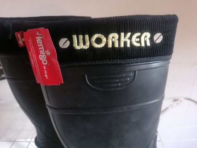 Kalosze  ocieplane lekkie zimowe robocze piankowe  z  noskiem WORKER r