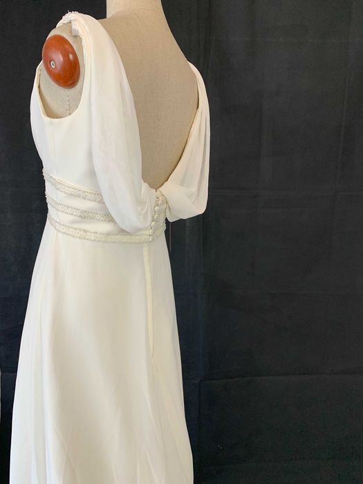 Nowa Suknia ślubna M 38 Ellis Bridals z trenem ślub w plenerze lekka