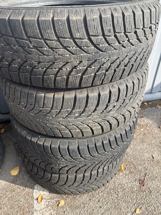 Продам резину зима KUMHO