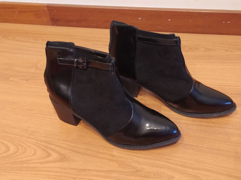 Botas Preto tamanho 41