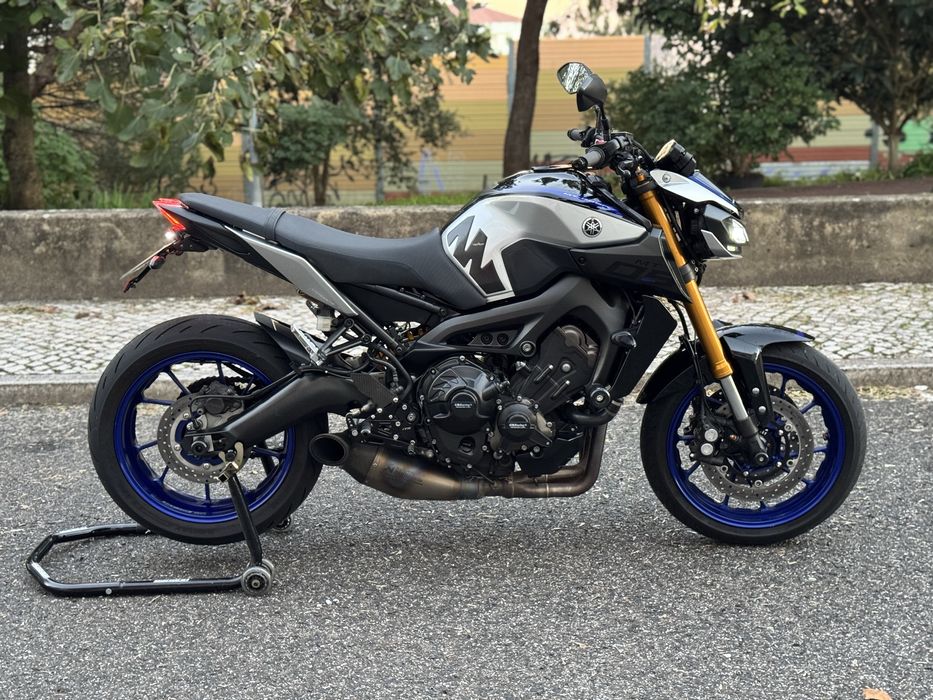 Yamaha MT-09 SP Akrapovic Nacional