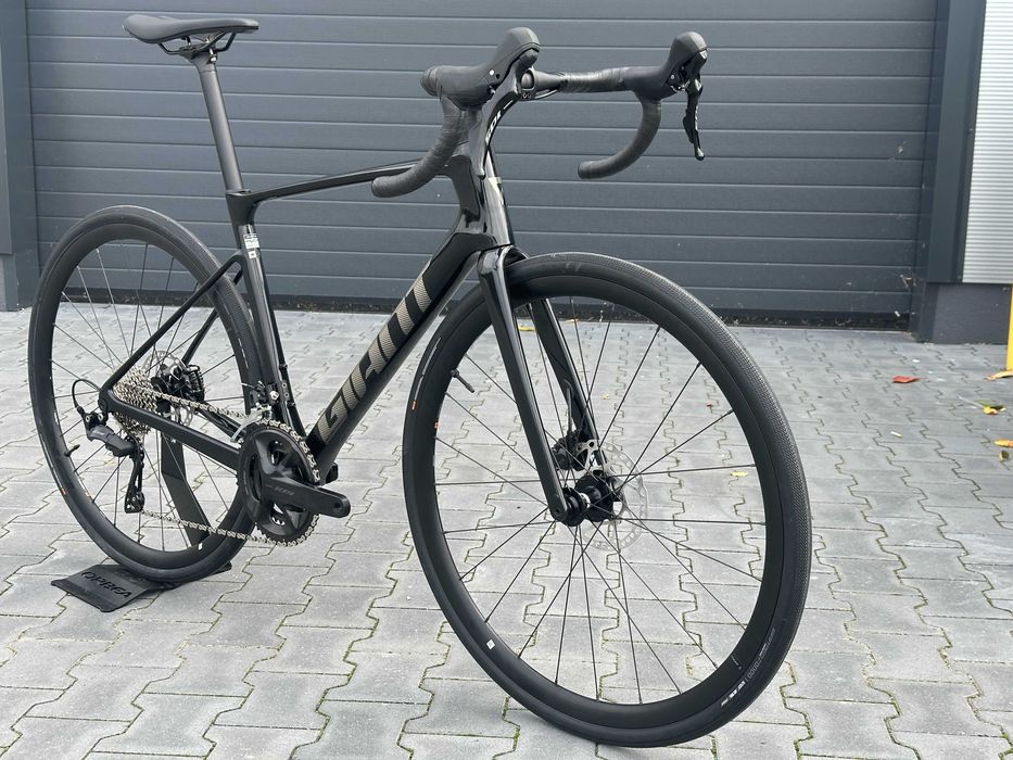 Rower szosowy endurance Giant Defy Advanced 2 rozmiar M