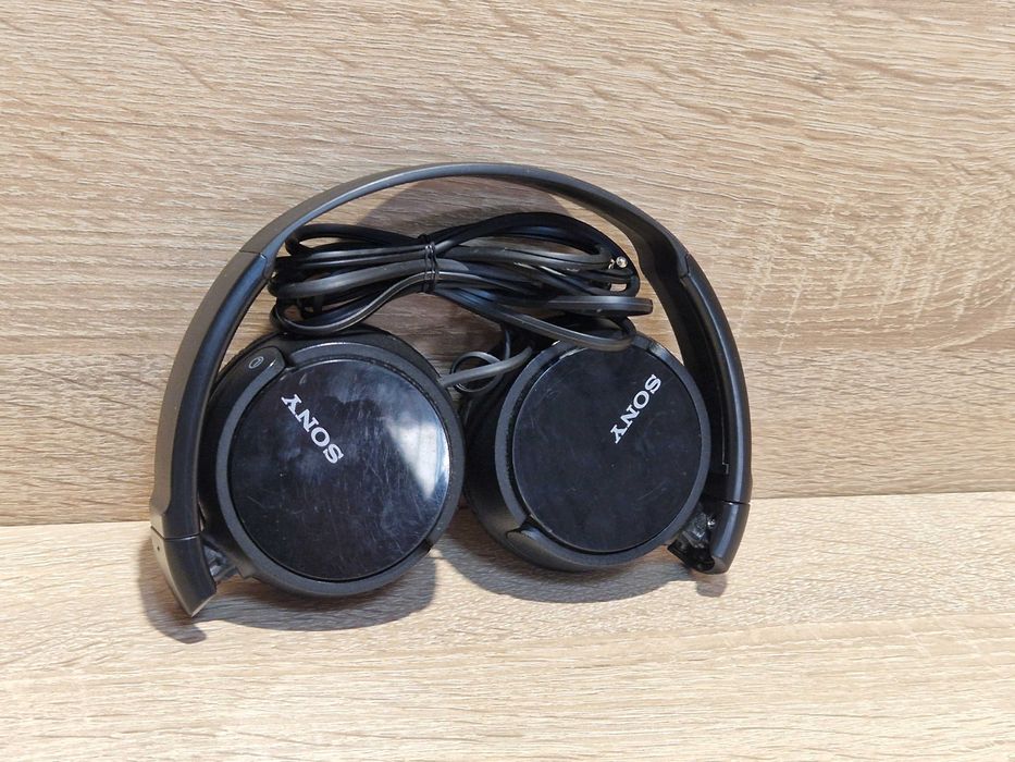 Słuchawki nauszne Sony MDR-ZX110