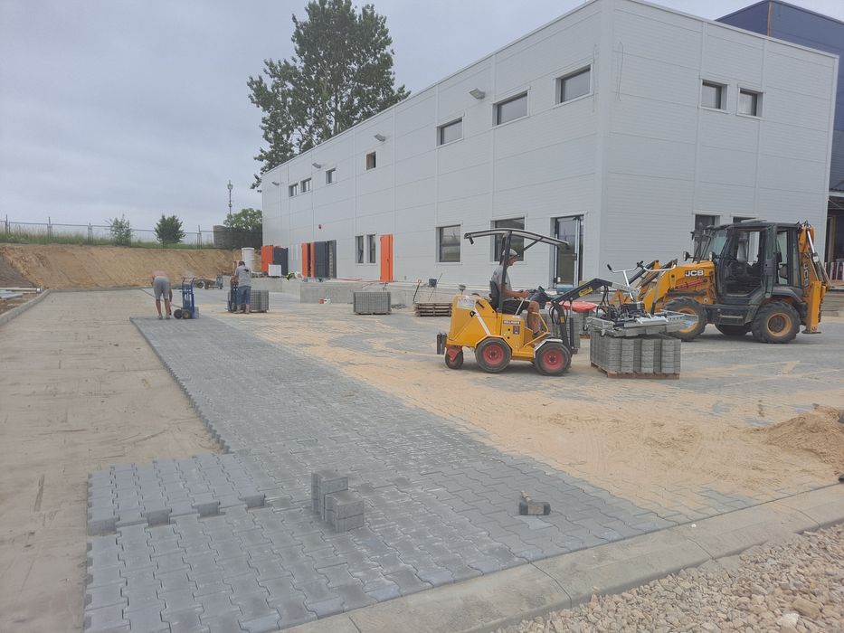 Brukarstwo maszynowe układanie kostki układarka leveller system 3d