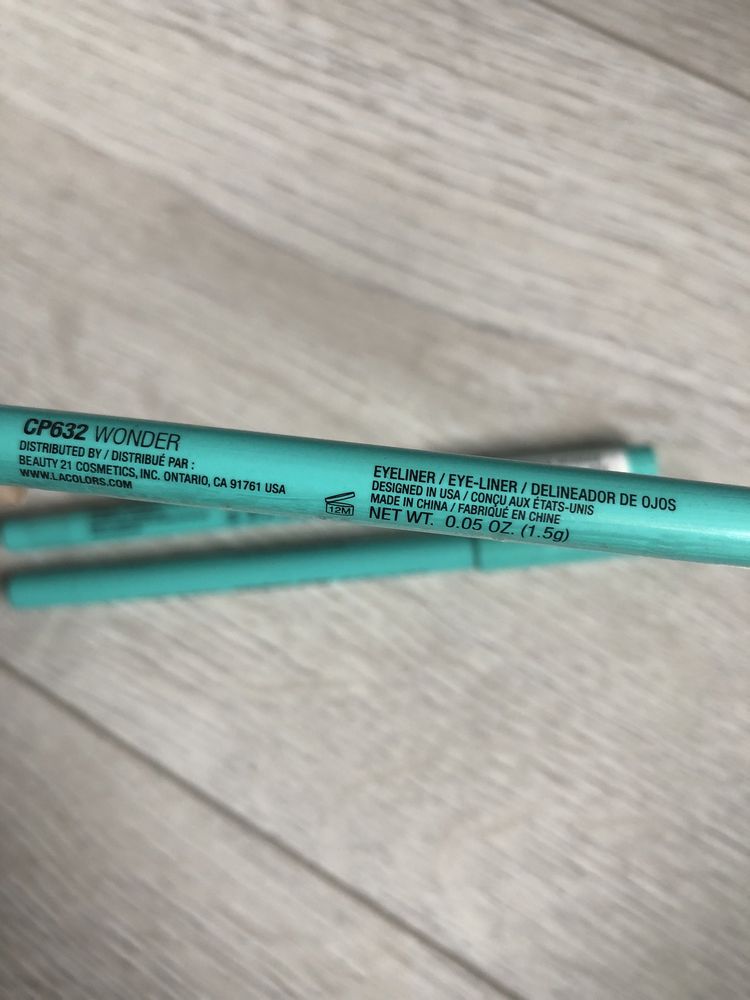 Неоновий олівець підводка для очей l.a. colors neon gel eyeliner
