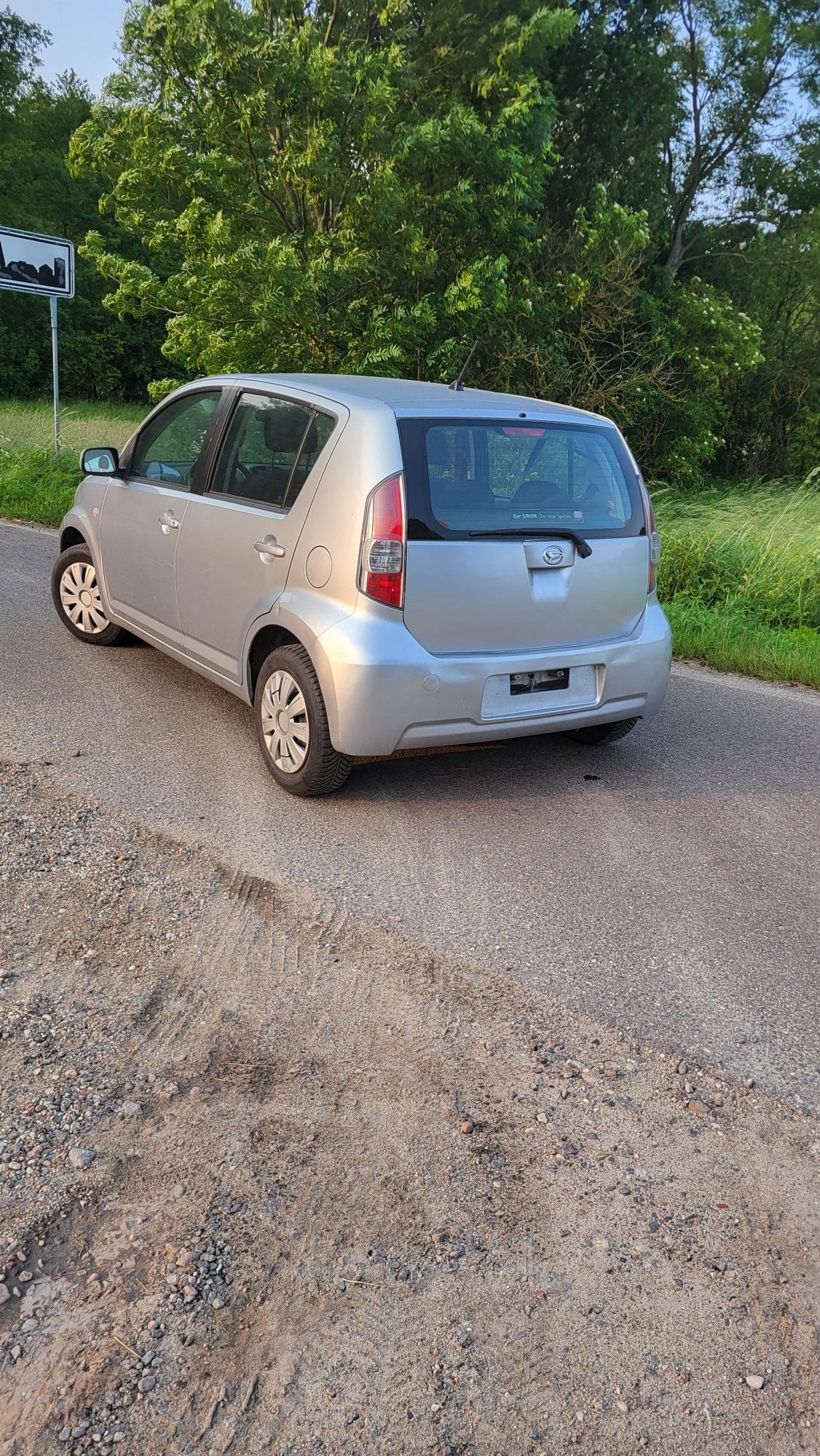 #Daihatsu Sirion #