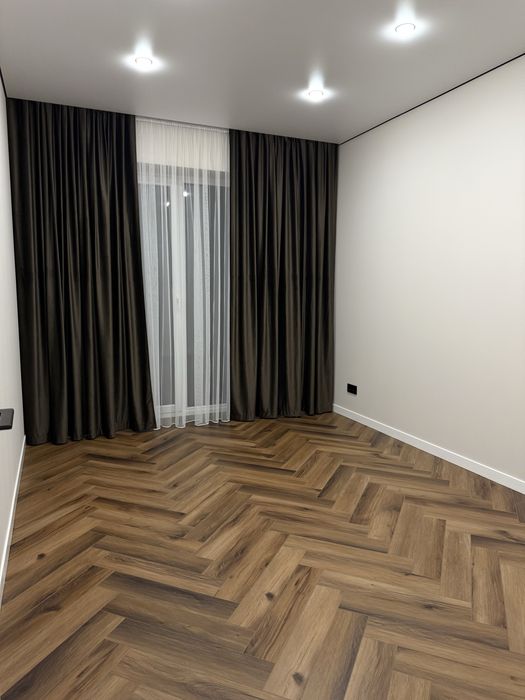 Готовий котедж-двоян, з асфальтованим доїздом!