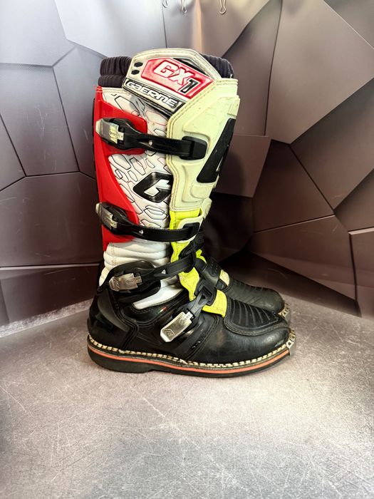 Мотоботи крос єндуро Leat Alpinestars Fox Sidi Gaerne SG12 O’Neal Tech