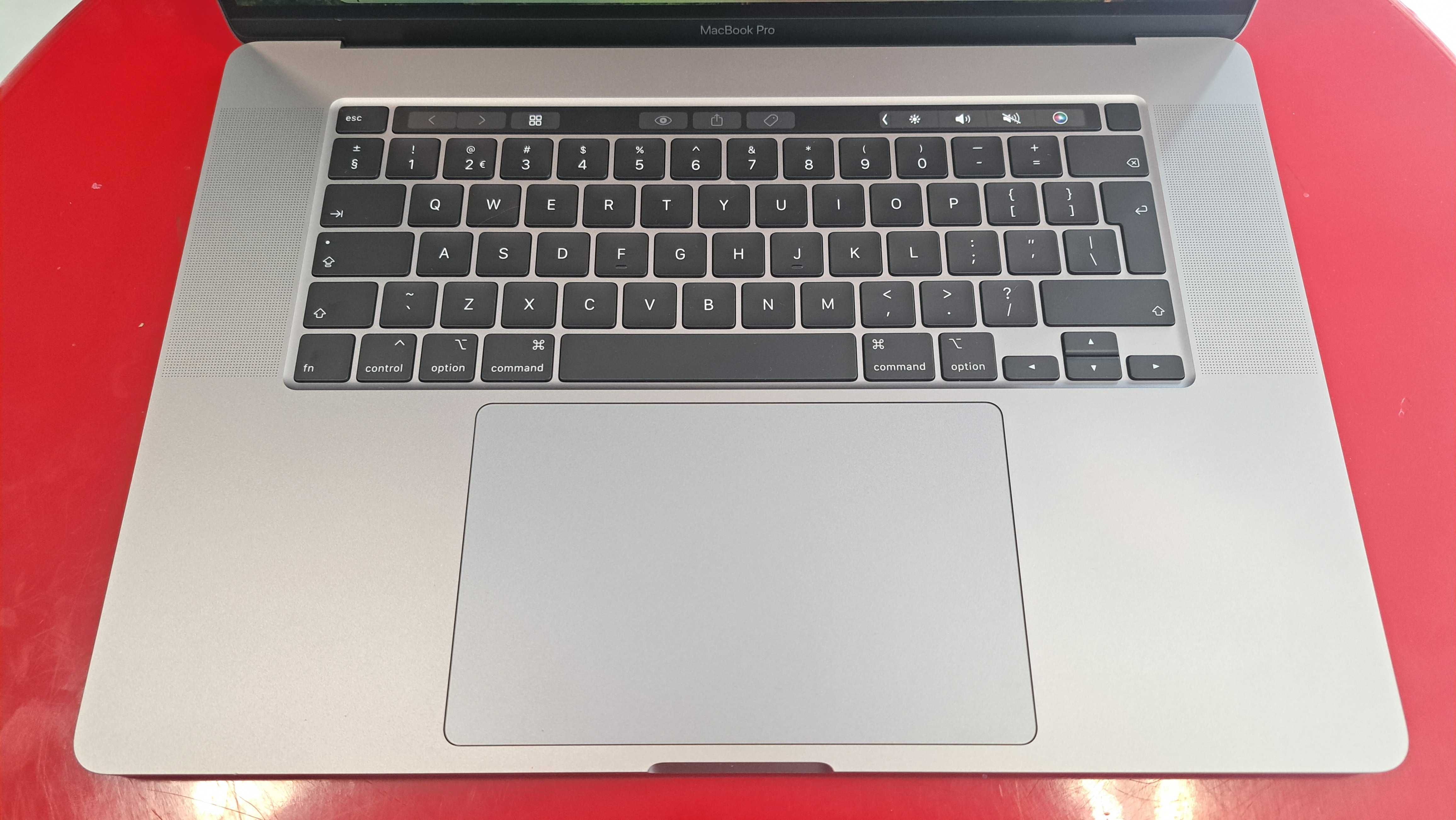Jak Nowy Laptop Apple Macbook Pro 16" i7 9750h 16GB/500SSD Radeon Pro