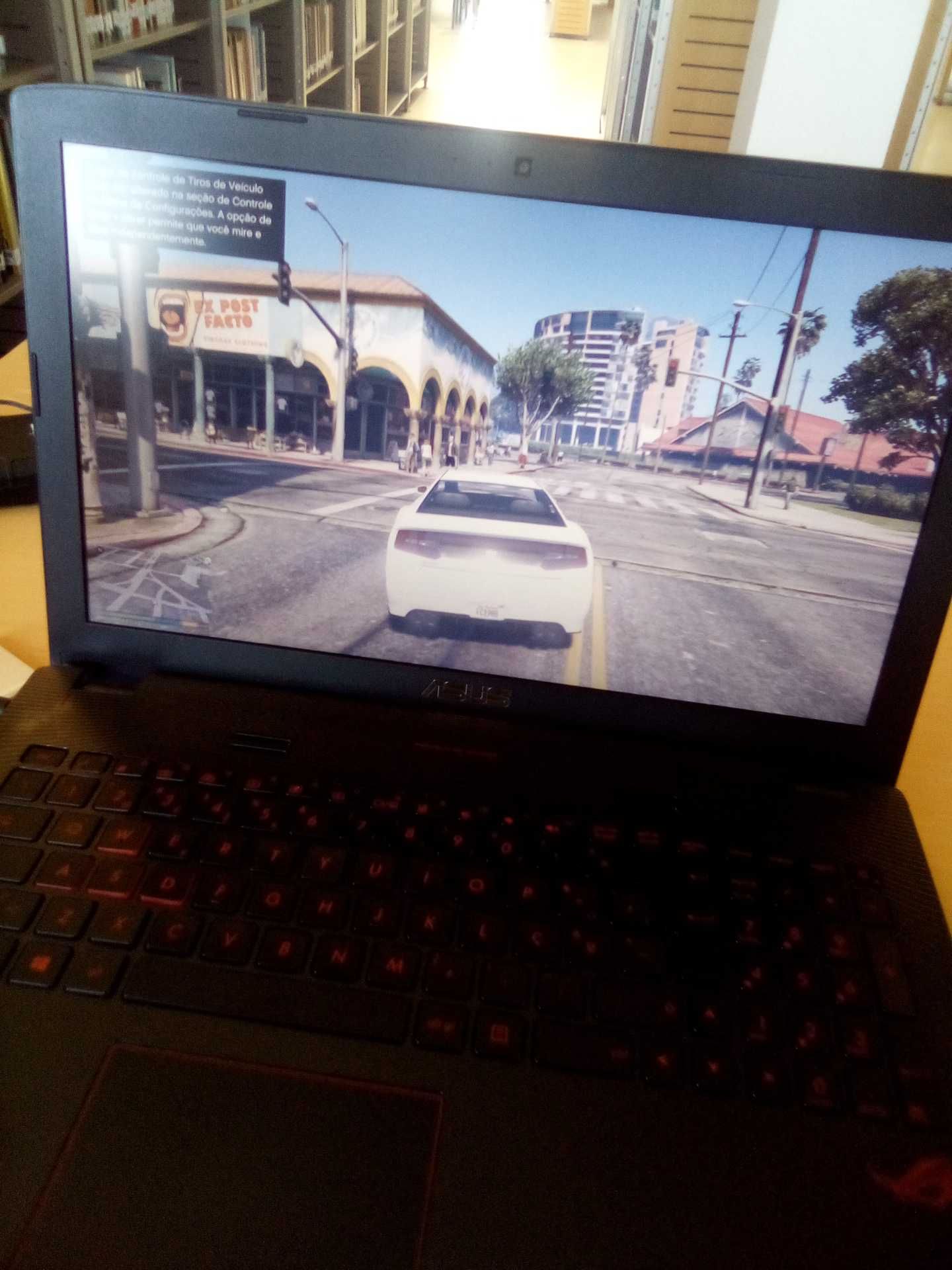 Portátil gaming asus rog