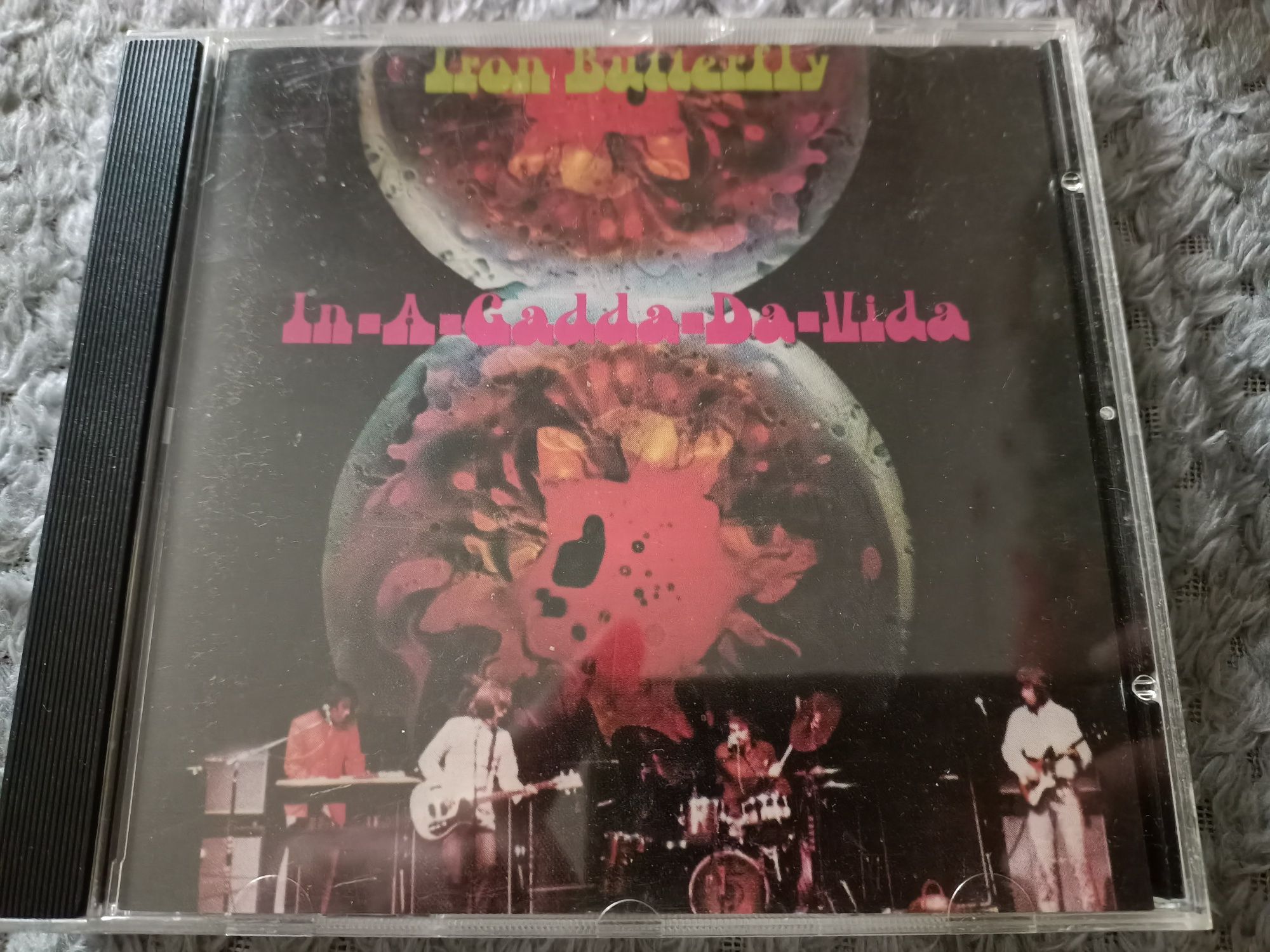 Iron Butterfly - In-A-Gadda-Da-Vida (CD, Album, RE, RP)(vg+)