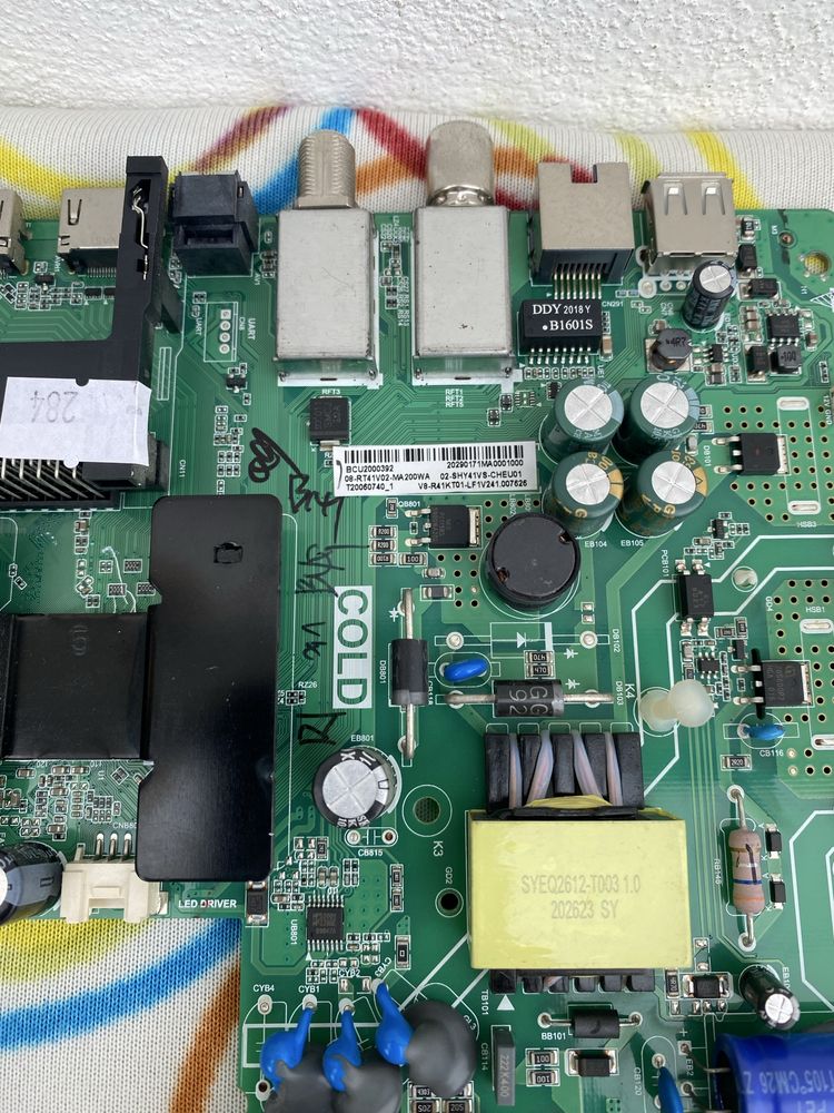 Televisão tcl 32ES560