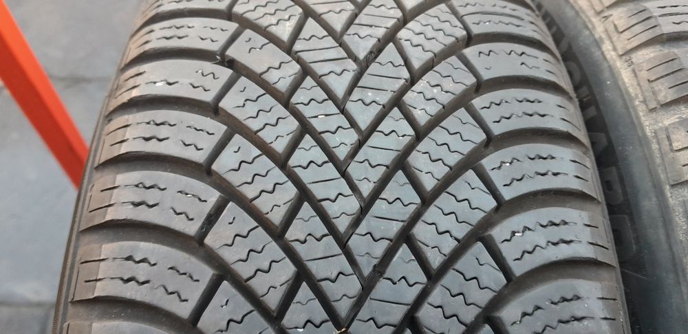 Opony Zimowe 185÷60÷15÷.NEXEN.7,5 mm.Rok 2021.Cena 600 zł kpl-4 sztuki