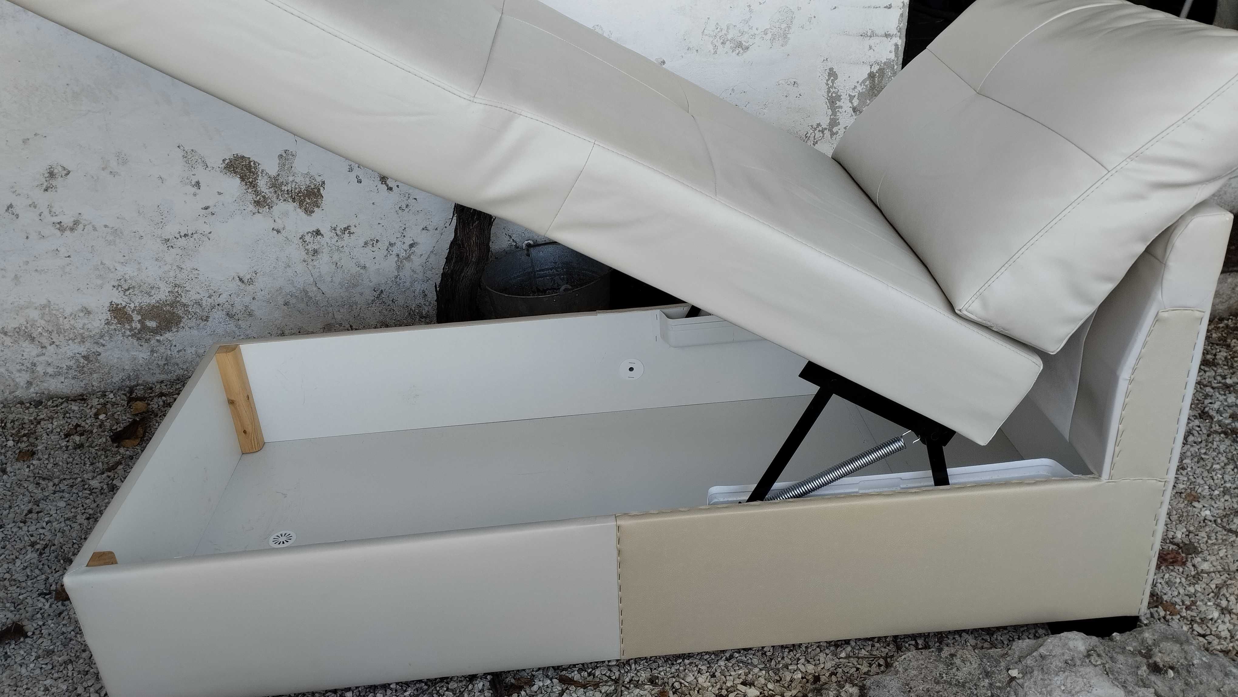 Chaise longue IKEA com arrumação