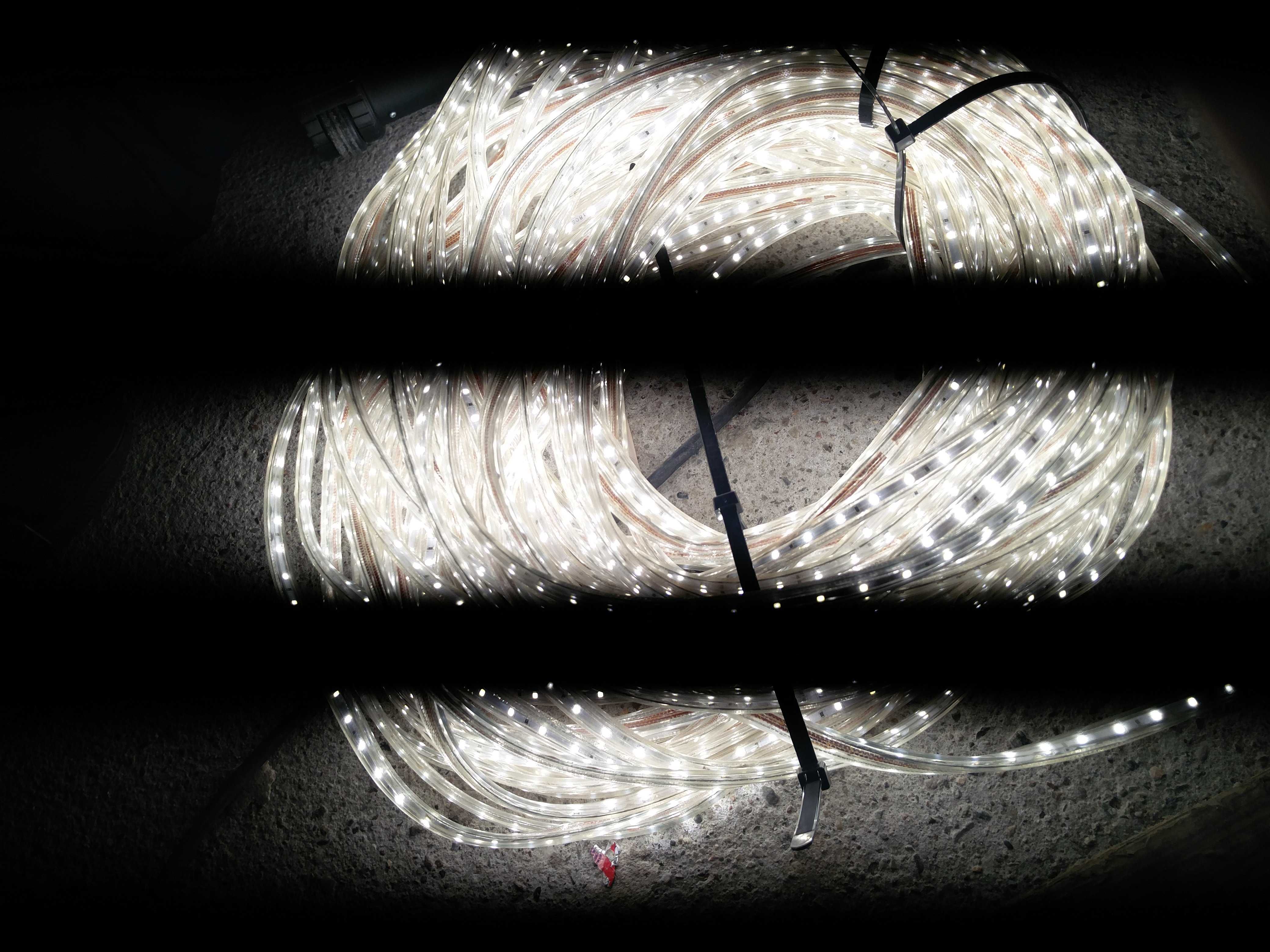 Taśma LED 100 metrow.