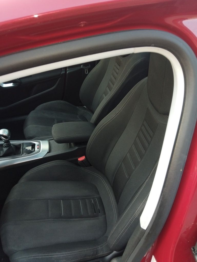 Peugeot 308 1.6 Gasóleo