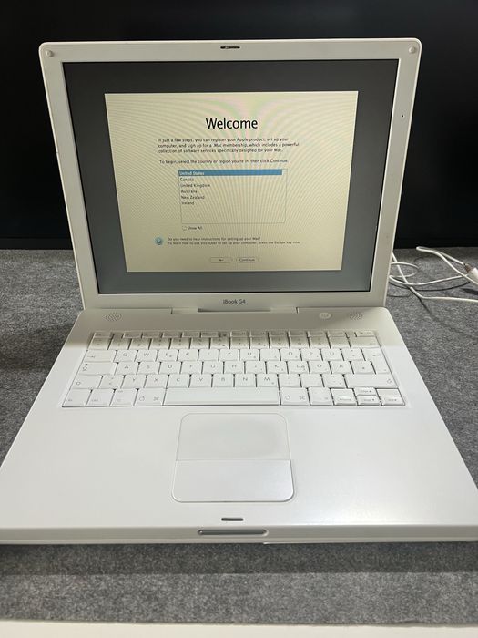 #1539 apple iBook G4 A1134 laptop