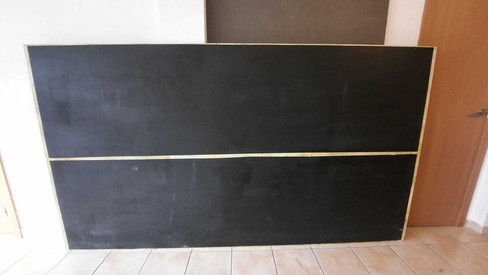 Placa madeira Valchromat / MDF preta