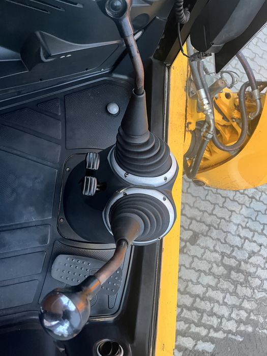 Екскаватор-Навантажувач JCB 3CX 2007