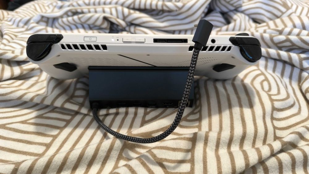 Asus ROG Ally Z1 Extreme 16GB RAM 512GB - Excelente Estado