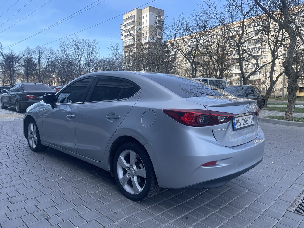 Mazda 3 2018 мазда