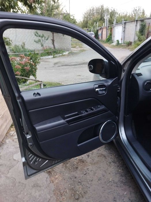 Продам Jeep Compass 2013