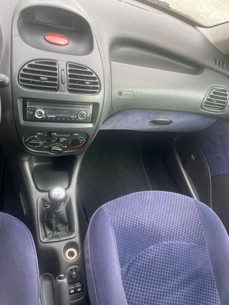 Peugeot 206 1.4 XT G T