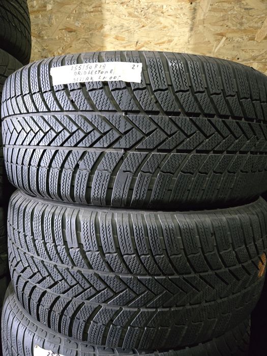 255/50R19 Bridgestone LM005