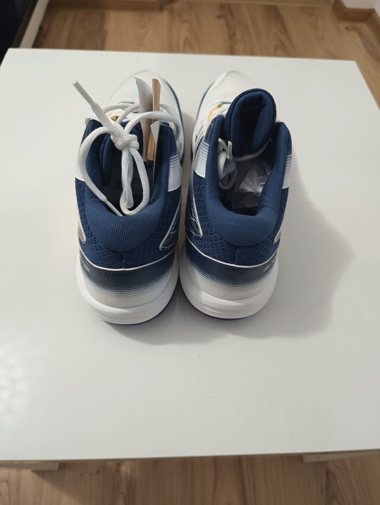 Buty siatkarskie Asics Gel Task MT3 r. 45