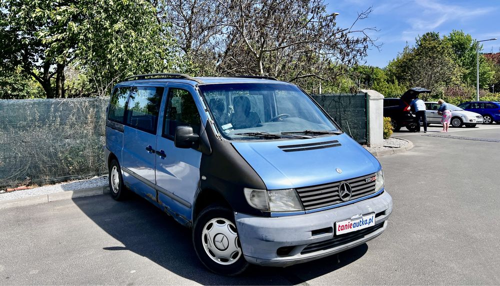 Mercedes-Benz Vito 2.2 CDI // 2003 // Lift // 8-Osob // Hak // Zadbany