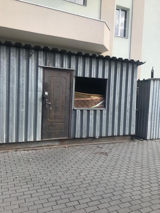 Терміново продам металеві вагончики.