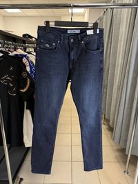 PREMIUM LUXE LACOSTE 2024 Чоловічі джинси темно-синій ТОПОВЫЕ 30-38р.
