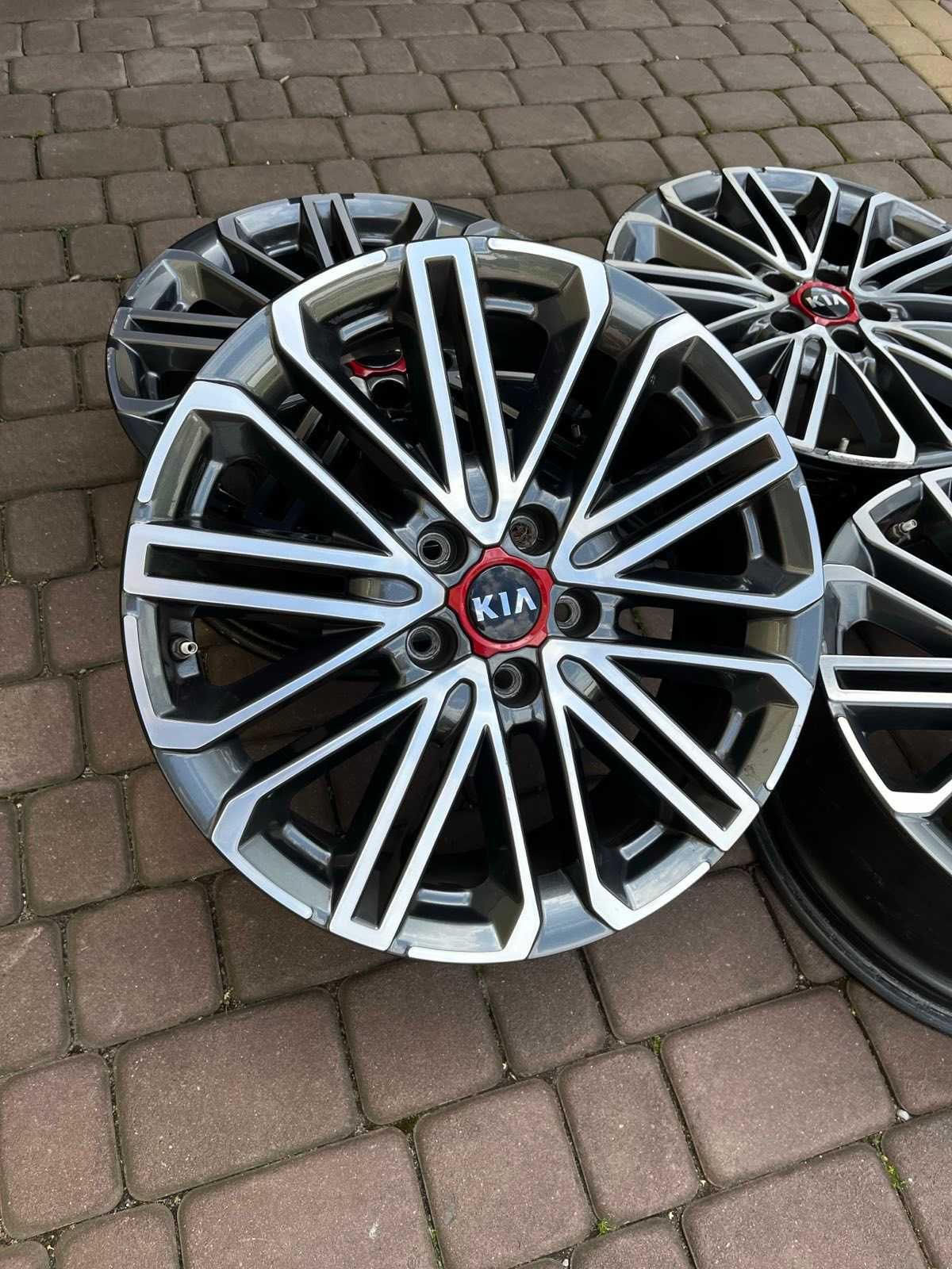 Oryginalne alufelgi Kia 5x114,3 18 CZUJNIK Proceed Ceed Optima Bicolor