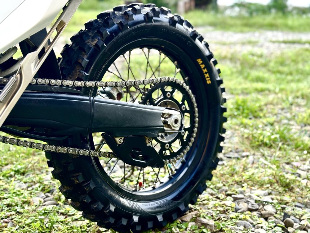Ktm exc 300 tbi 2025 не ( husqvarna gas gas beta scherco kovi geon )