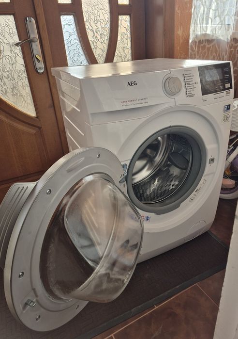 Пральна машина AEG