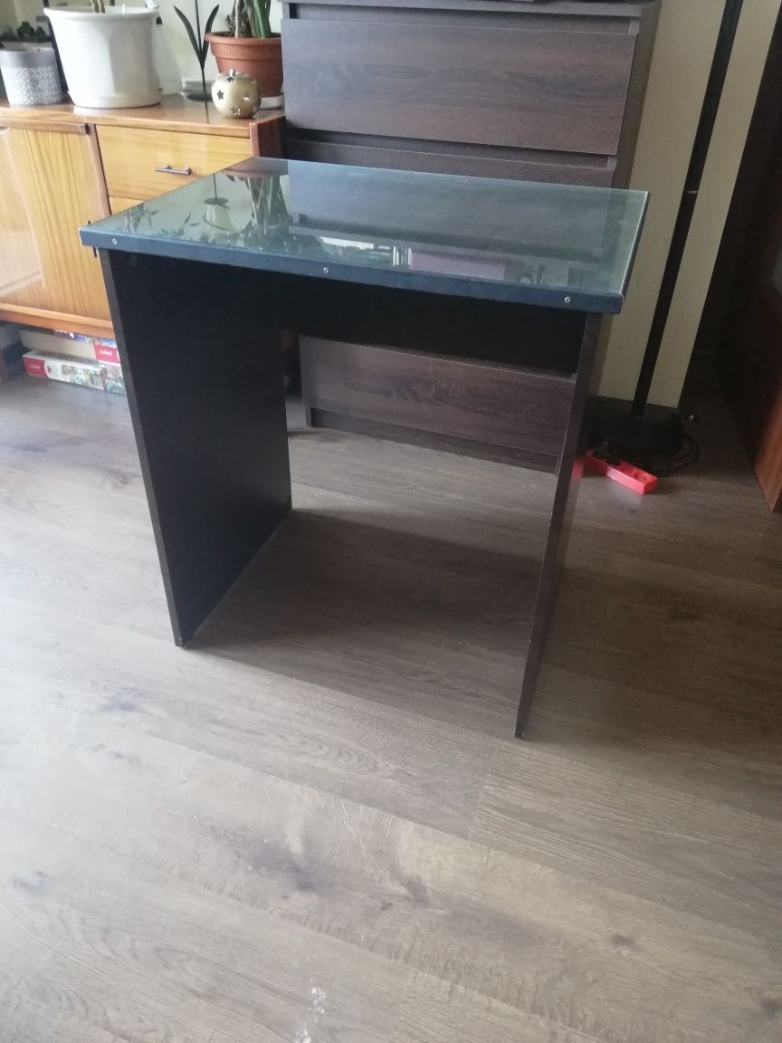 Małe biurko ciemne wenge ze szklanym blatem handmade