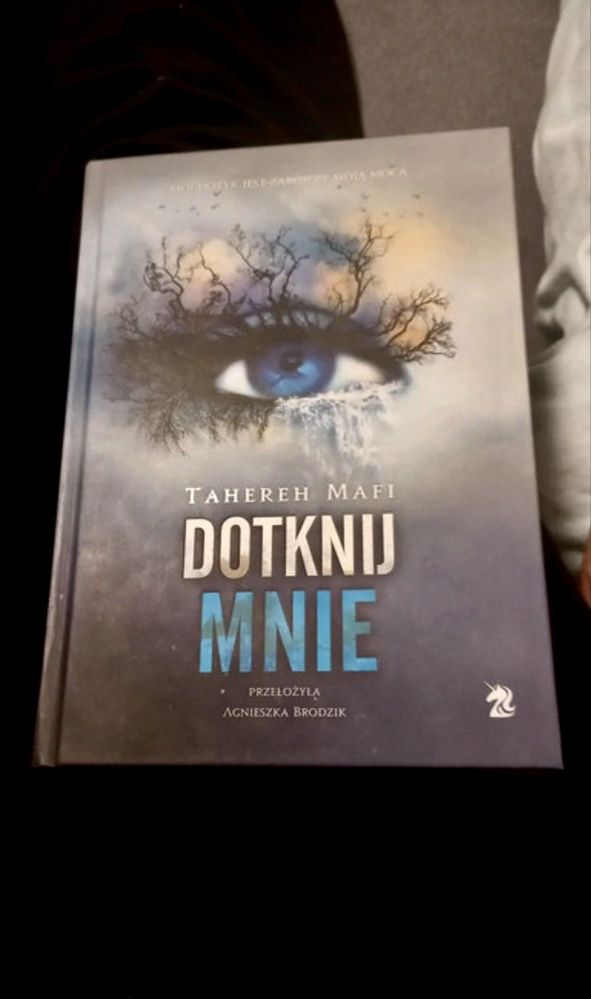 Dotknij mnie tom 1