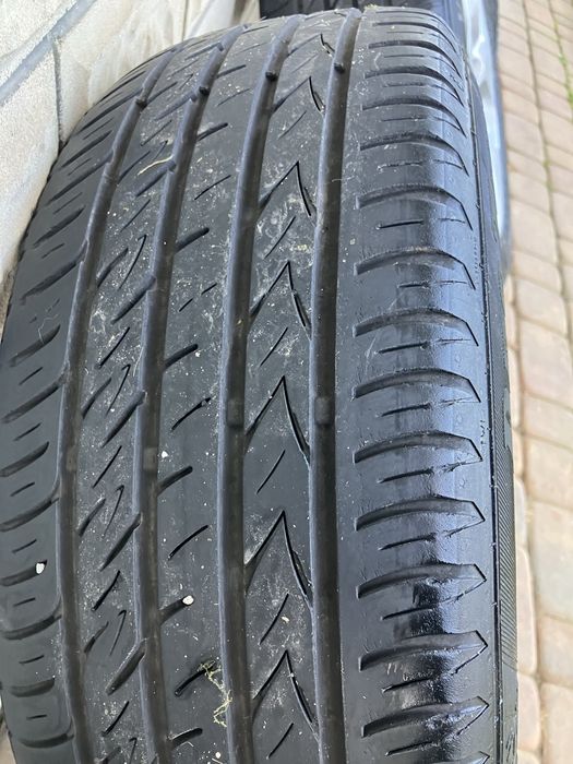 Kola aluminiowe 16 cali do forda  z oponami letnimi 205 55r16