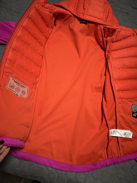 Продам мембранную куртку 4F