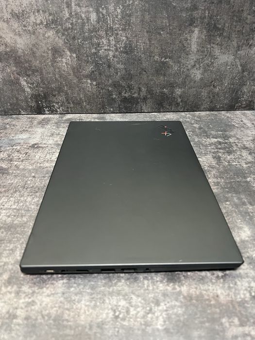 Lenovo ThinkPad X1 Carbon 8 Gen i7-10610u 16Gb 256Gb IPS 14”