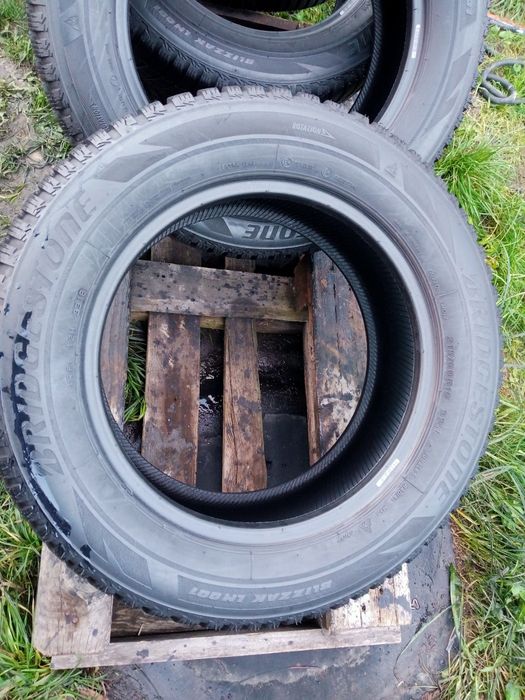 215 60 r16 Bridgestone Brizak