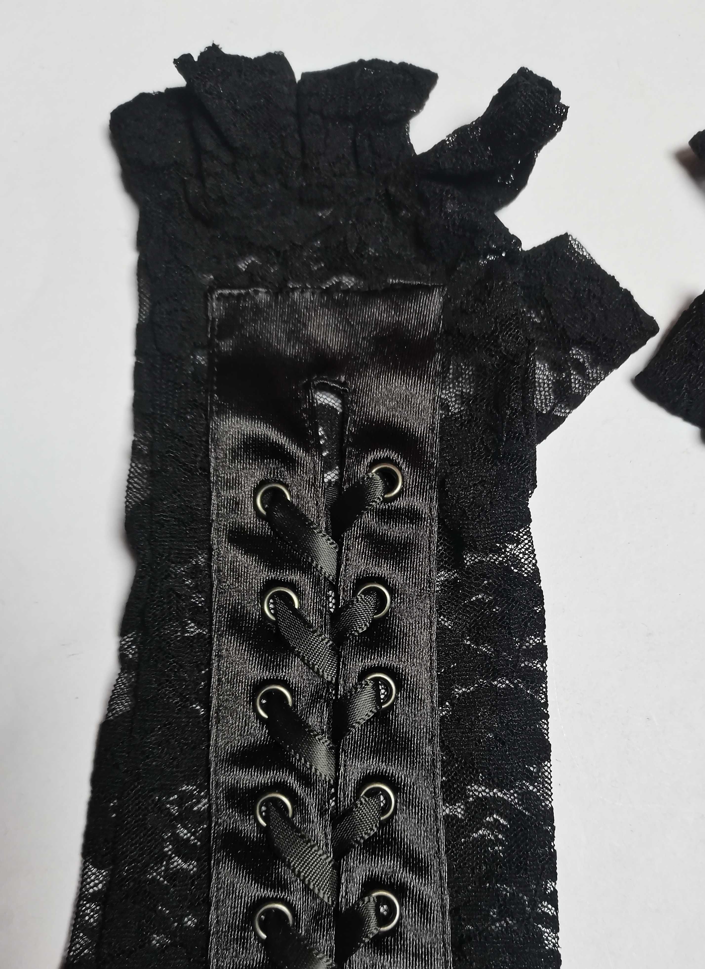Długie koronkowe rękawiczki bez palców, z tasiemkami - gothic, vintage