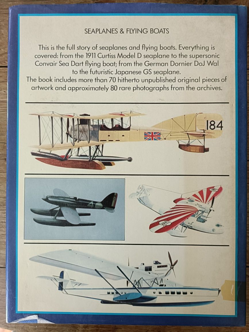 Livros sobre aviões (em inglês dos EUA). Arado, Ilyushin, Texan...