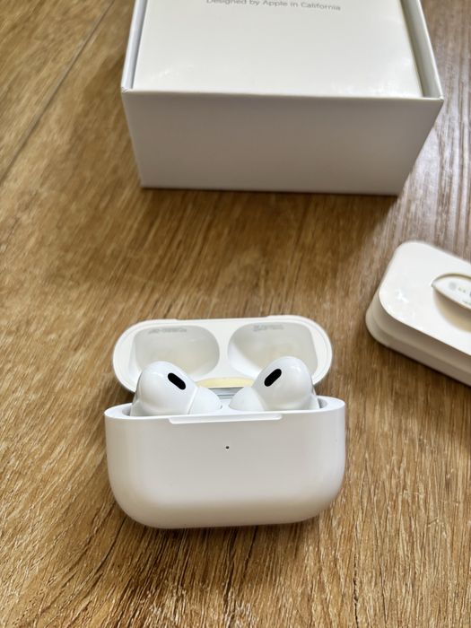 Słuchawki bezrzewodowe douszne apple airpods pro 2 nowe nieużywane
