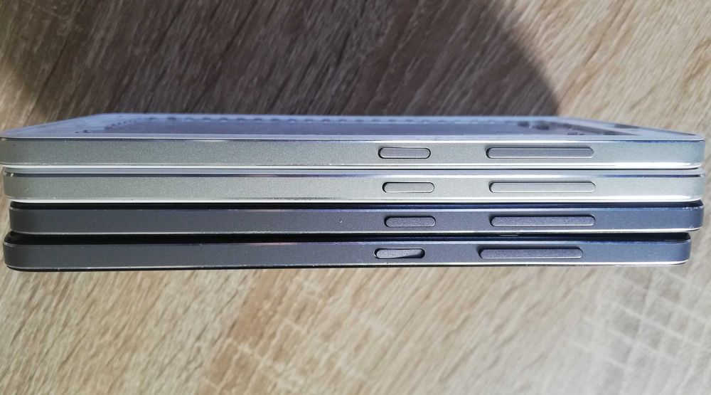 Lumia 650 ramka ekranu LCD.