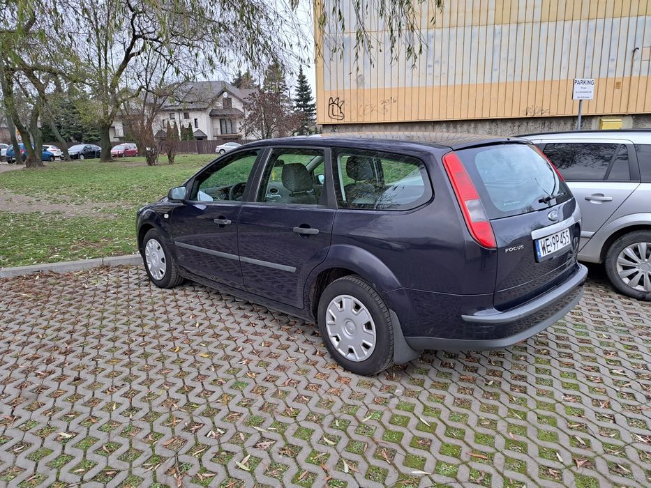 Ford  Focus  1.6 benzyna