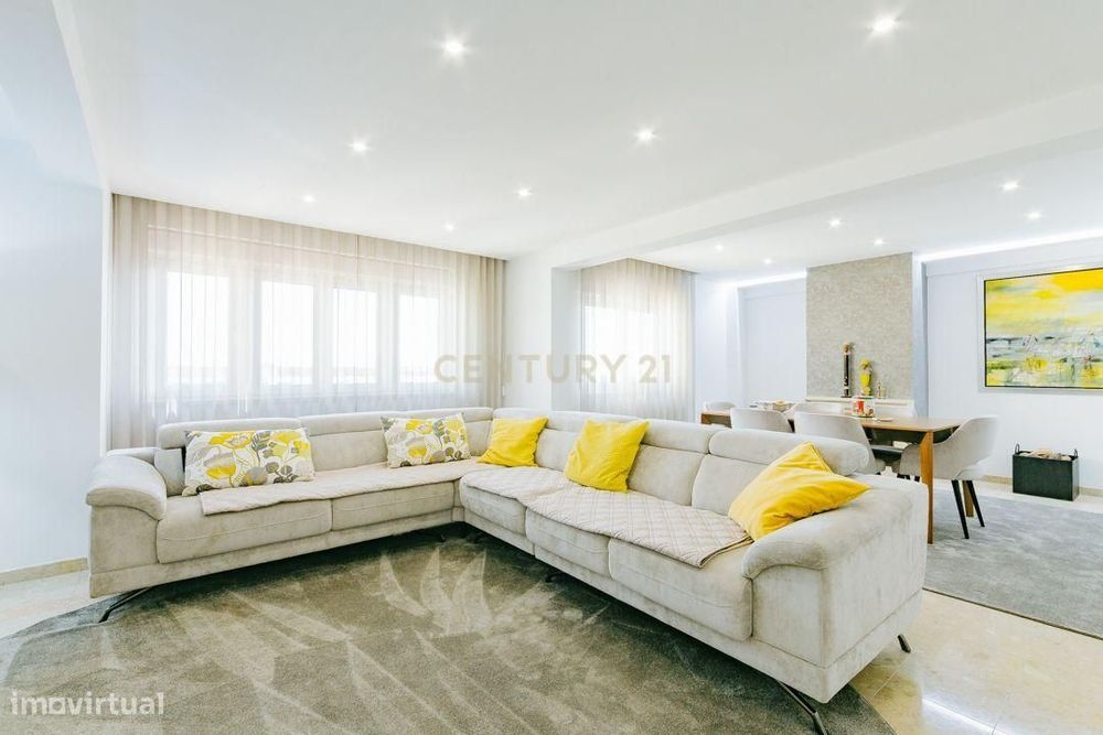 Duplex Remodelado A 5 Minutos Aeroporto Lisboa C/Box