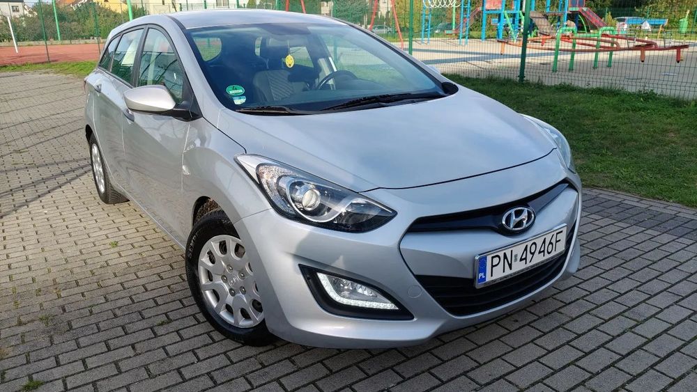 Hyundai I30 *SERWIS* AUTOMAT* LED* PDC* Grzane fotele* Zarejestrowany *