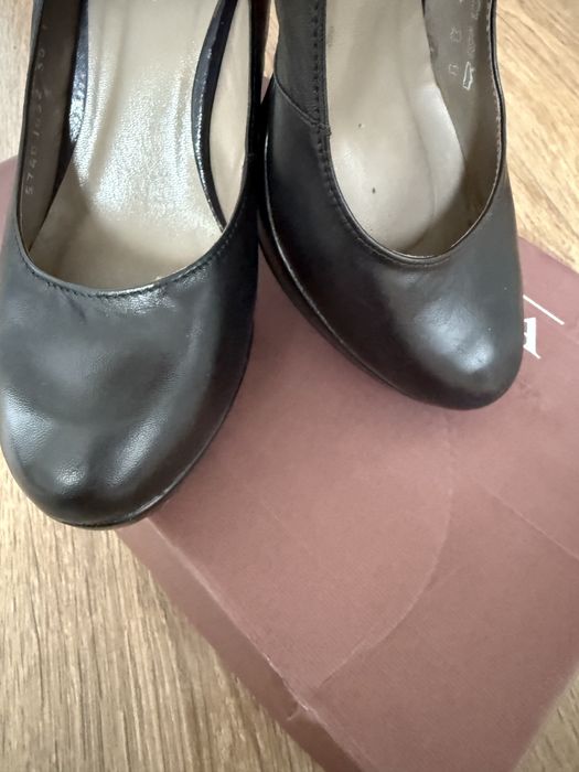 Buty czarne roz 38 RYłKO