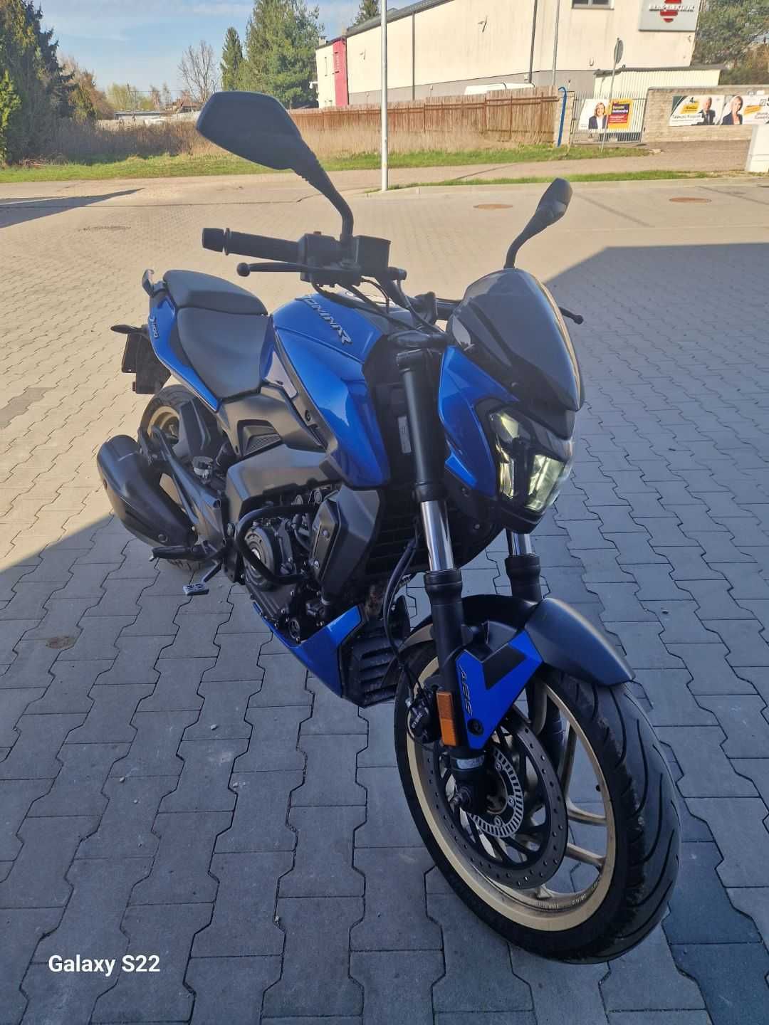 Motocykl Bajaj Dominar 400 (KTM)